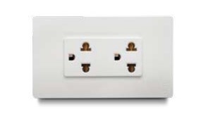 Tomacorriente Doble Univ. Europeo Bl 2P+E Premium