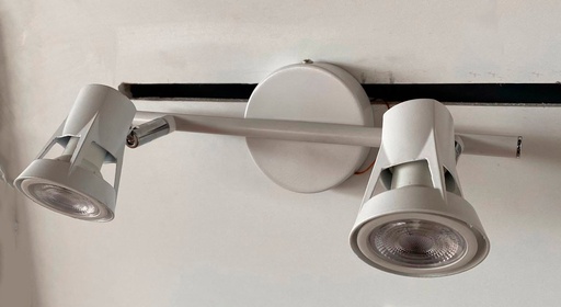 [032304 | 63008C2B/WH] Spot 2L Gu10 Blanco 180X130Mm