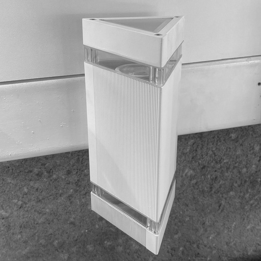 [034232 | 2012B/2 White] Aplique Pared Ext. Bid. Triangular Gu10 Blanco Ip54